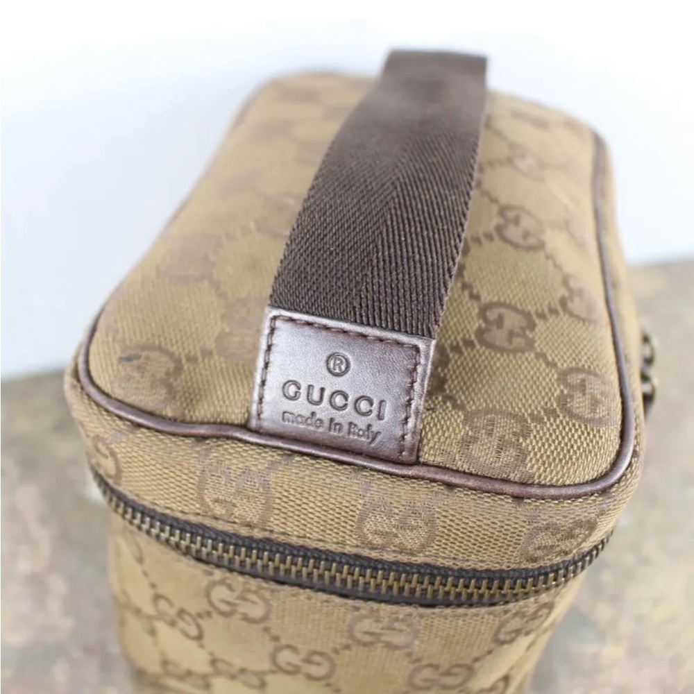 GUCCI GG CANVAS VANITY BAG/ COSMETIC CASE - Picture 2 of 9
